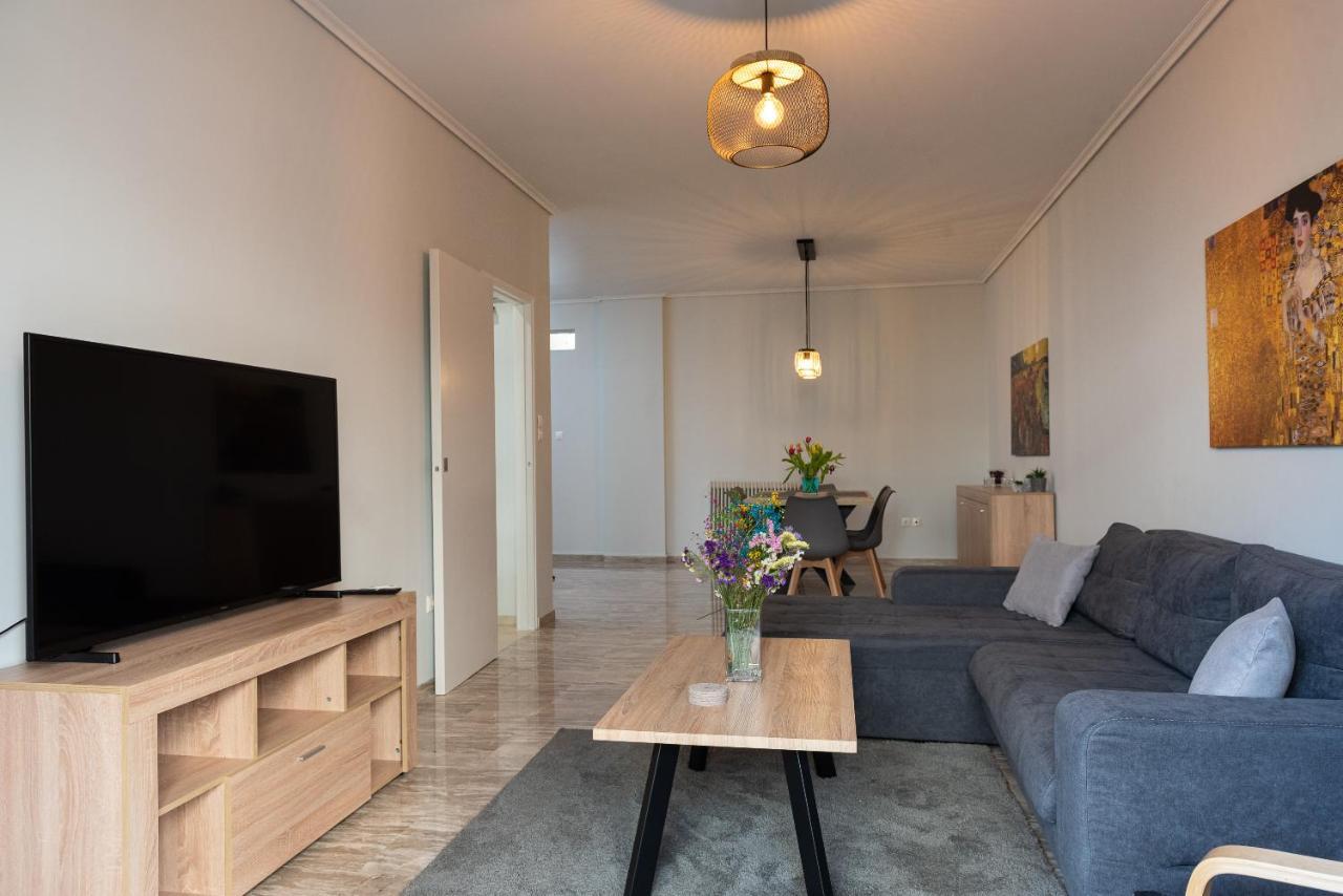 Twins - Concert Hall Apartment *